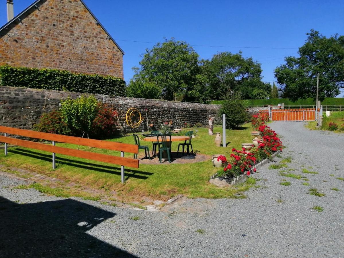 Bed and Breakfast Les Ch'tis Normands à Domjean Extérieur photo
